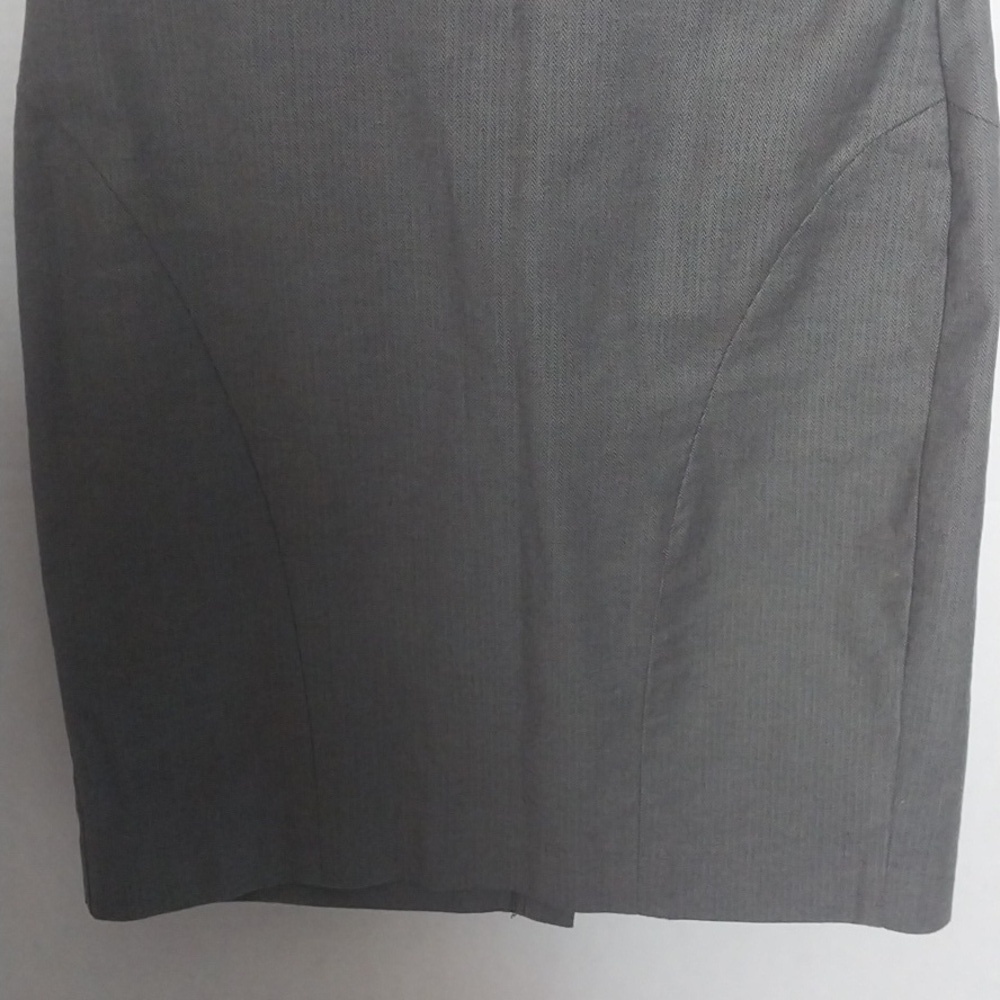 Banana Republic Grey Business Skirt Ladies Size 2 Back Zipper Modest Split - Picture 2 of 8